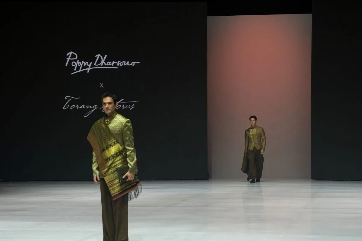 Ulos Naik Kelas: Perajin Bertransformasi, Indonesia Fashion Week 2026 Jadi Panggung Kebangkitan Wastra Batak