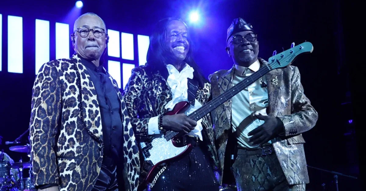 Earth, Wind and Fire Batalkan Konser Bareng Lionel Richie: Anggota Band Alami Darurat Medis